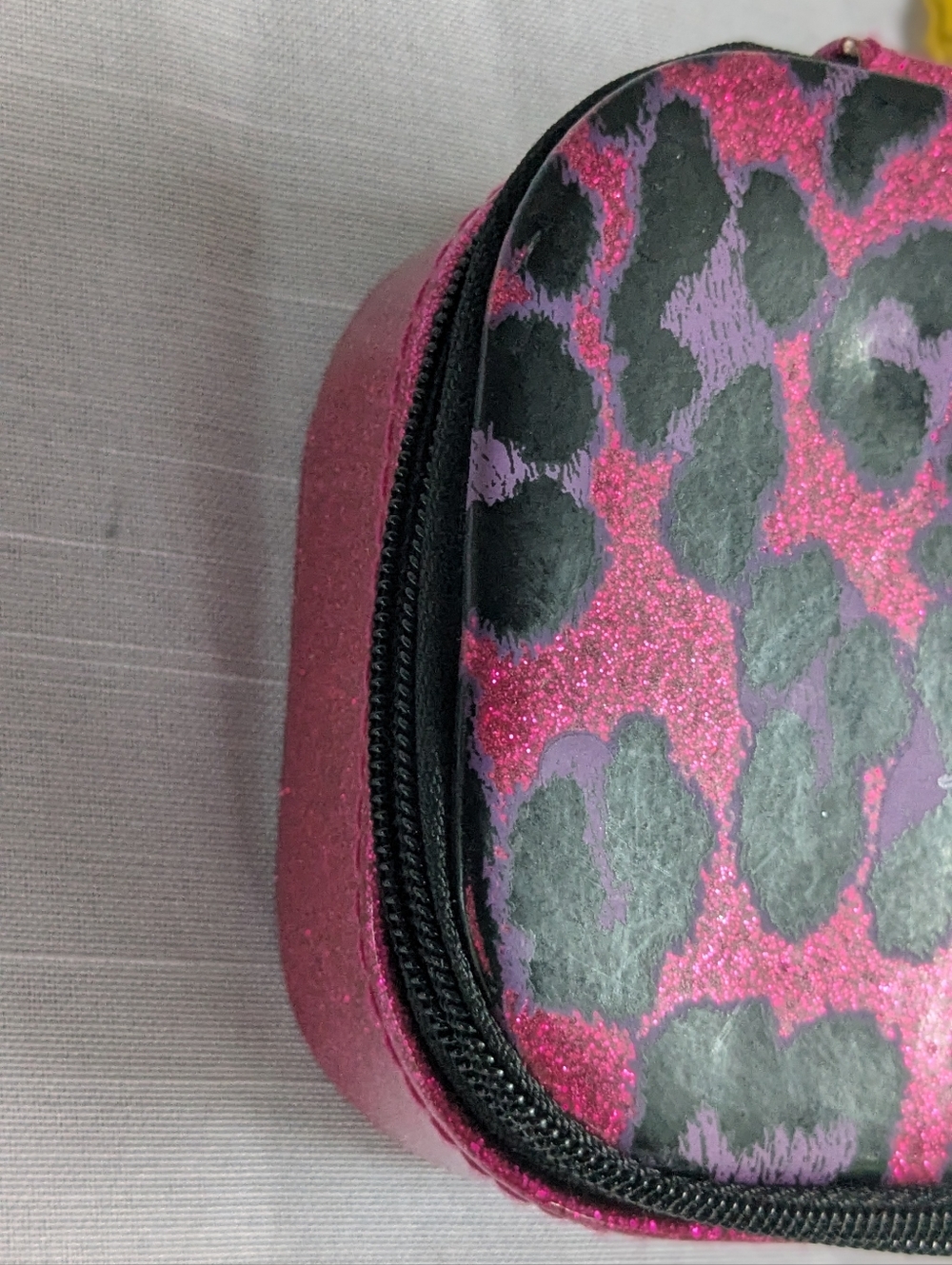 Marc Jacobs Pink and Black Leopard Print Wristlet with Tassel - Picture 2 of 9